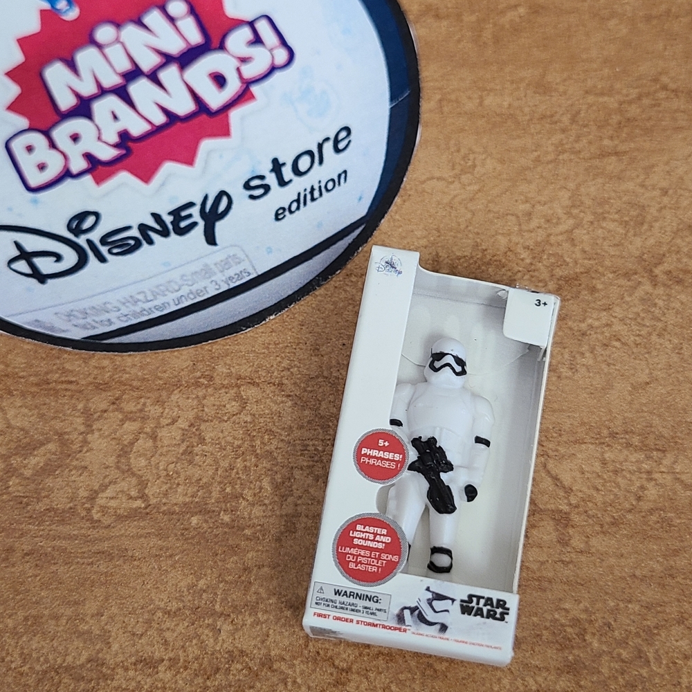 Zuru DISNEY Mini Brand Collectors Toy: Star Wars Stormtrooper